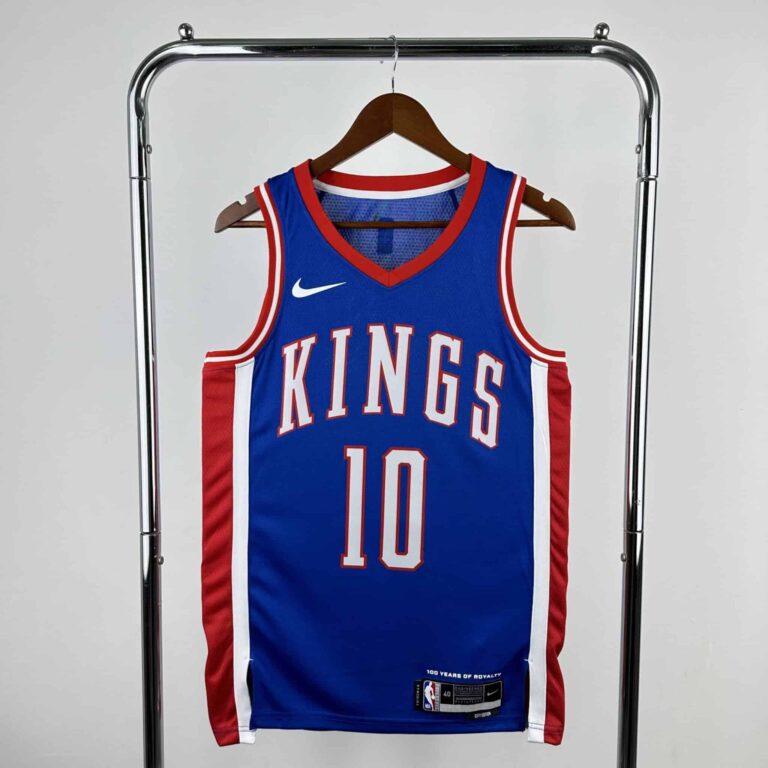 SACRAMENTO KINGS DeROZAN 10