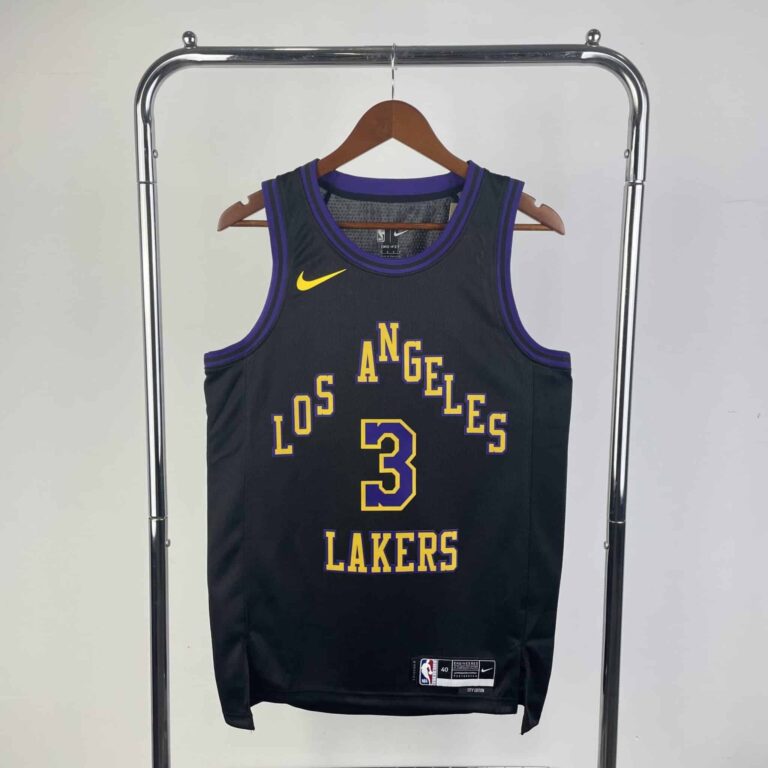 LOS ANGELES LAKERS DAVIS 3