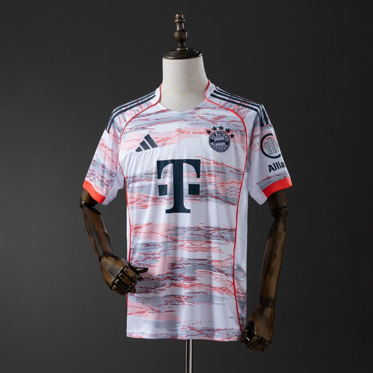 באיירן מינכן – חולצת חוץ 25/26
